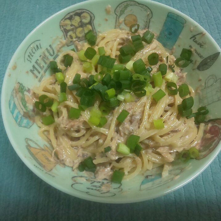 さば味噌缶で♪鯖マヨパスタ